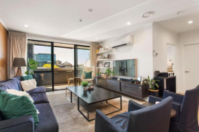 Ultimate Convenience 2BR Close to Shopping Center
